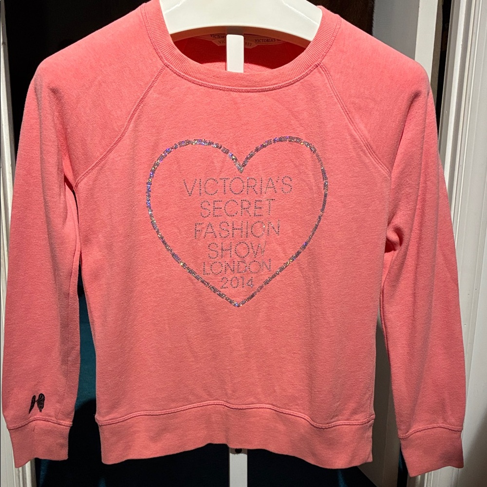 Victoria's Secret Fashion Show London 2014 Sweatshirt - Picture 1 of 6